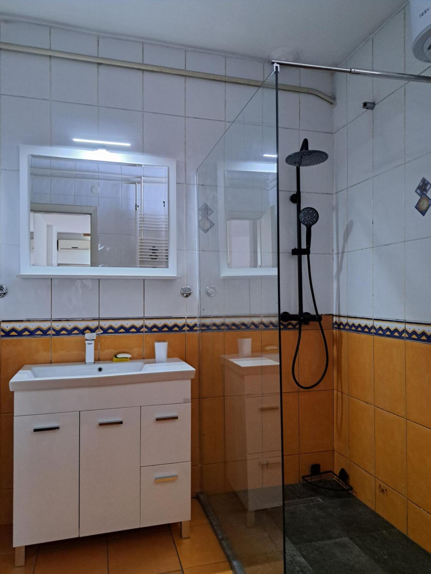 Apartman Aya Rejana سراييفو المظهر الخارجي الصورة